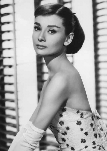 Postkarte - Audrey Hepburn